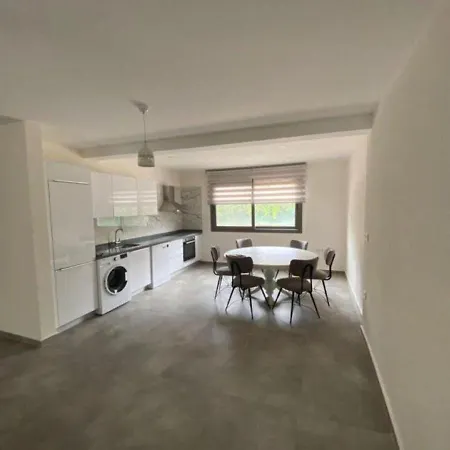 Apartman 2 Bedroom On The Beach In Yahsi *
