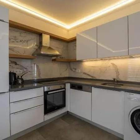 Apartman 2 Bedroom On The Beach In Yahsi *