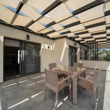 Apartman 2 Bedroom On The Beach In Yahsi